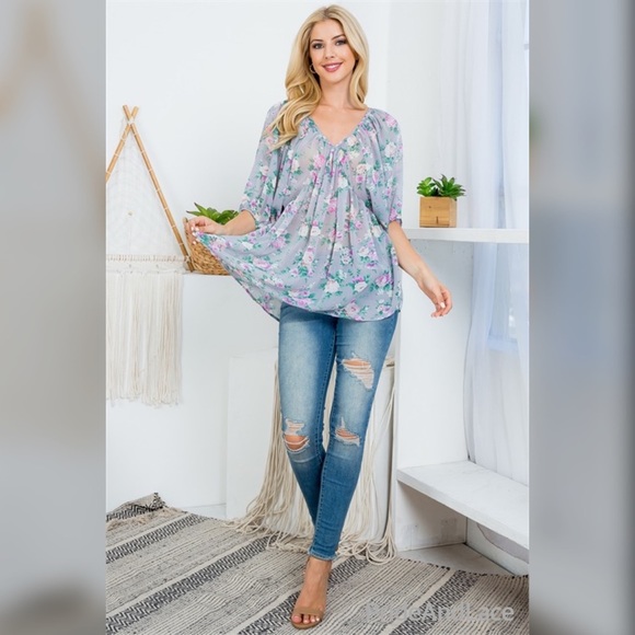 GRAY FLORAL PRINT TOP - Picture 6 of 6